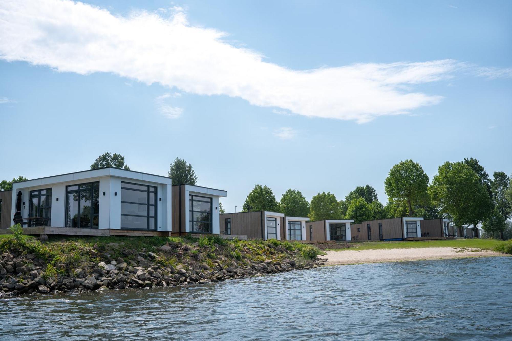 Hotel Marinapark Bad Nederrijn Maurik Exterior foto
