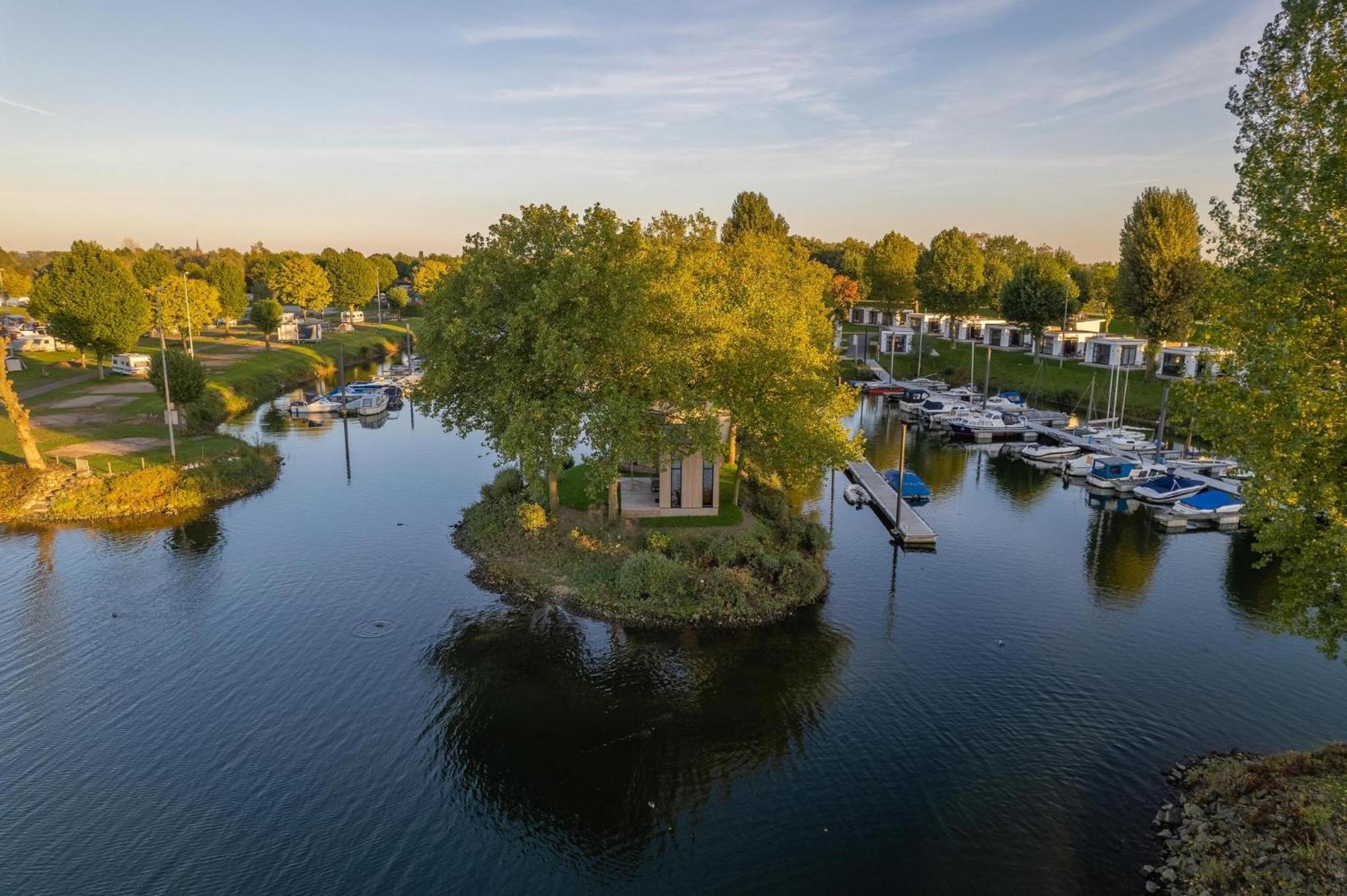 Hotel Marinapark Bad Nederrijn Maurik Exterior foto